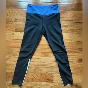 Zyia Light N Tight leggings SZ 6-8